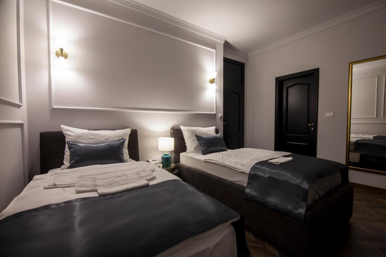 בייאליינה Hotel Balkan Centar מראה חיצוני תמונה